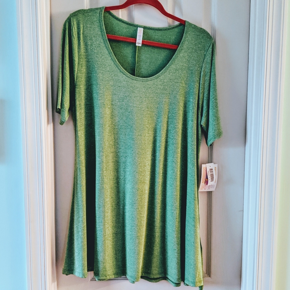 NWT Heathered green Lularoe perfect T size large